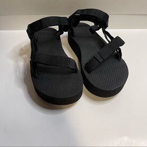 Teva Flatform Universal Sandals